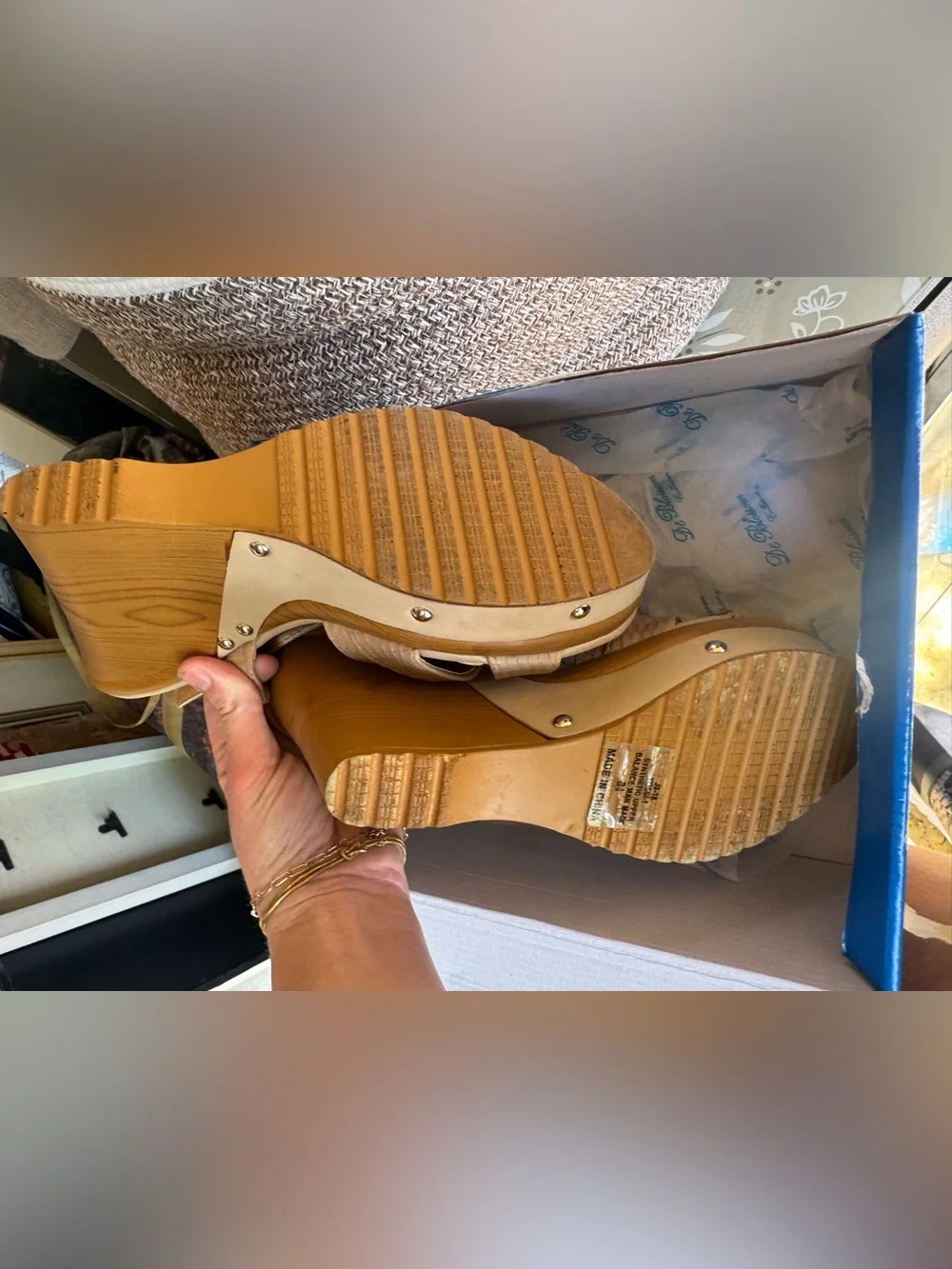 Boutique Bought stylish beige